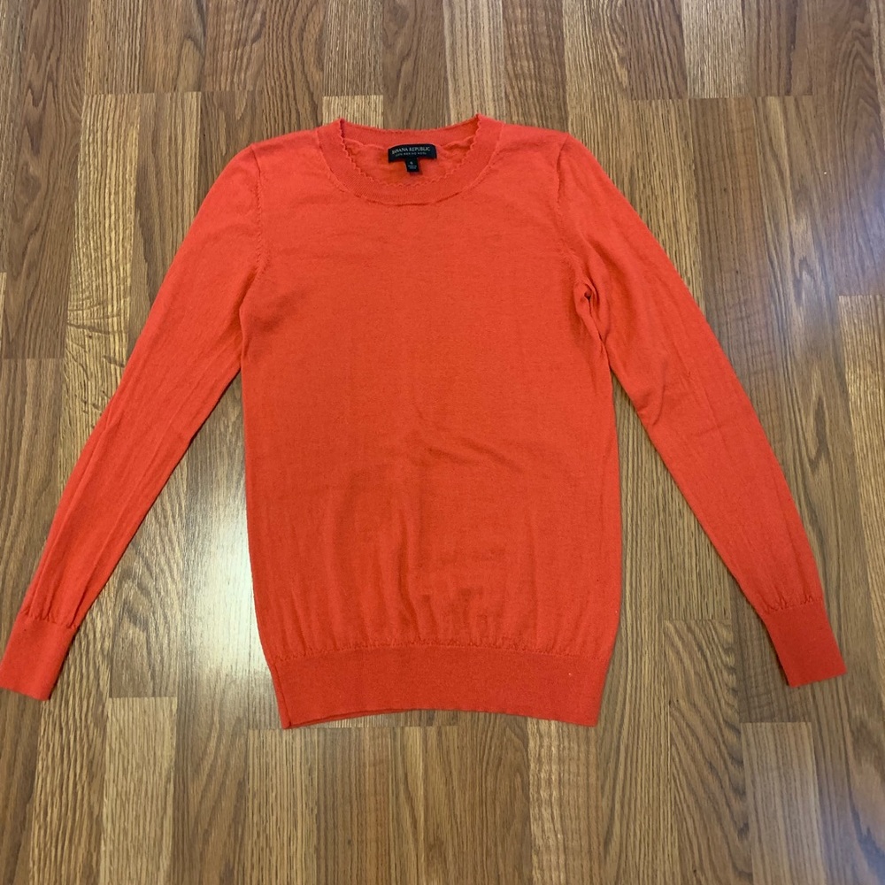 Banana Republic Scalloped Neck Orange Sweater.  SM